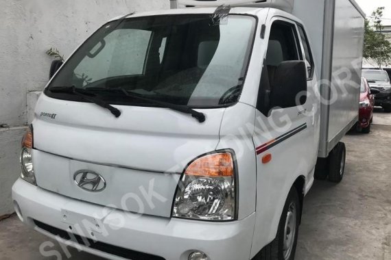 Selling 2nd Hand (Used) Hyundai Porter 2018 Van in Manila