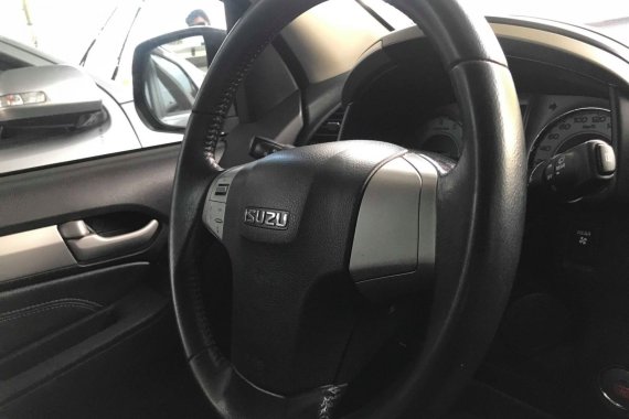 Isuzu MUX Automatic Diesel 2015 for sale