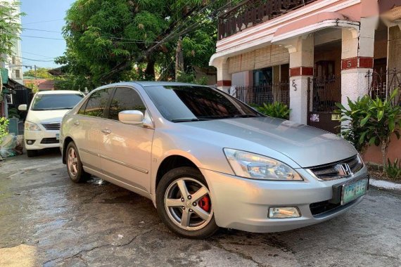 Honda Accord 2004 Automatic Gasoline for sale in Las Piñas