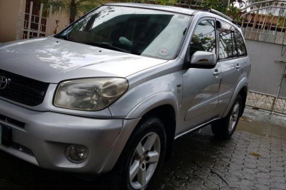 2nd Hand (Used) Toyota Rav4 2005 for sale in Davao City