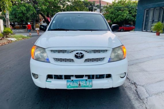 2nd Hand (Used) Toyota Hilux 2005 for sale in Las Piñas