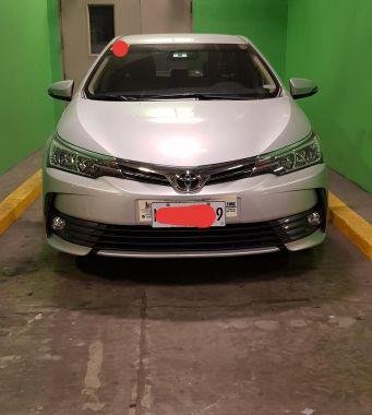 Selling 2nd Hand (Used) Toyota Corolla Altis 2017 in Quezon City