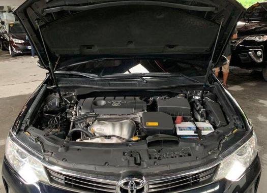 2nd Hand (Used) Toyota Camry 2015 for sale in Quezon City