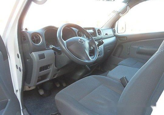 Nissan NV350 Urvan 2015 for sale 