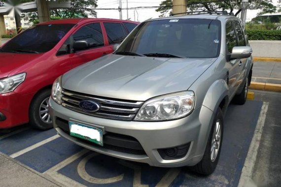 Selling Ford Escape 2009 Automatic Gasoline in Makati