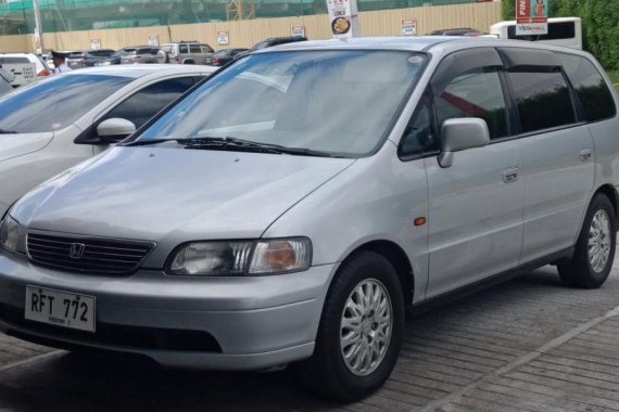 Selling 2nd Hand (Used) Honda Odyssey 1995 in Santa Ana