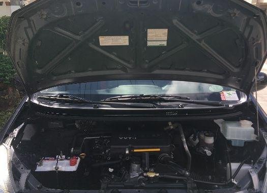 Selling 2nd Hand Toyota Avanza 2013 Manual Gasoline at 80000 in Lipa