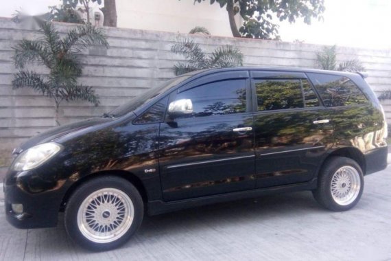 Selling 2009 Toyota Innova for sale in Quezon City