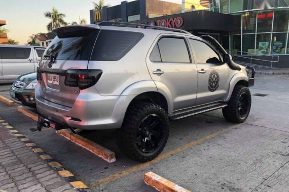 Selling 2nd Hand (Used) 2015 Toyota Fortuner Automatic Diesel in Manila