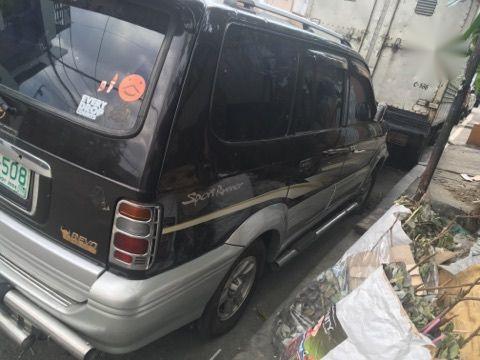 Selling 2nd Hand (Used) Toyota Revo 2000 in Caloocan