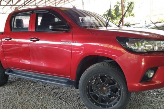 Red Toyota Hilux 2018 for sale in Quezon City