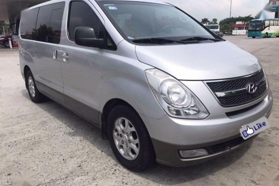 Selling Hyundai Starex 2009 for sale in Santa Rosa