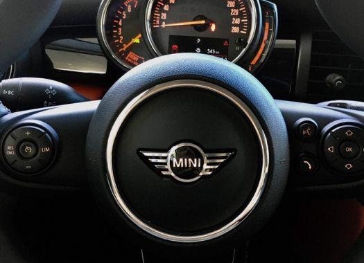 Selling Brand New Mini Cooper 2019 in Quezon City