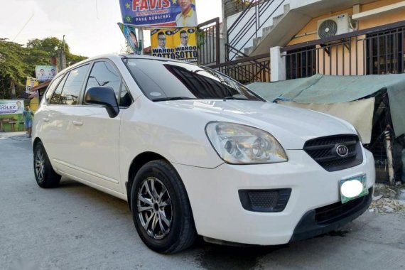 Selling Kia Carens 2009 in Taguig