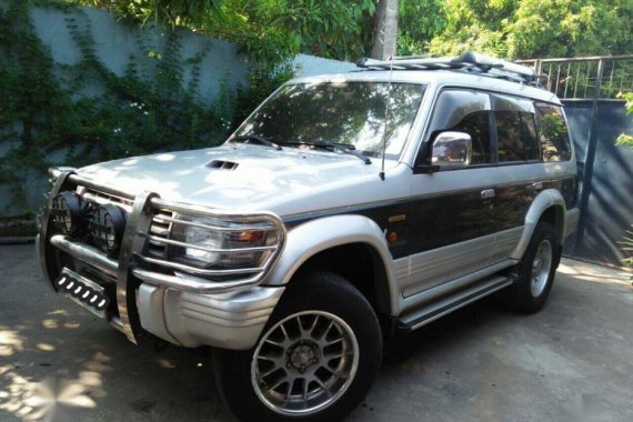 Selling 2nd Hand (Used) 2007 Mitsubishi Pajero in Cabuyao