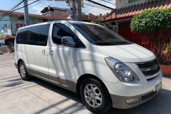 Selling Used Hyundai Grand Starex 2009 in Manila