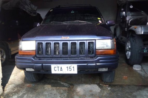 Selling 2nd Hand (Used) Jeep Cherokee 2000 in Quezon City