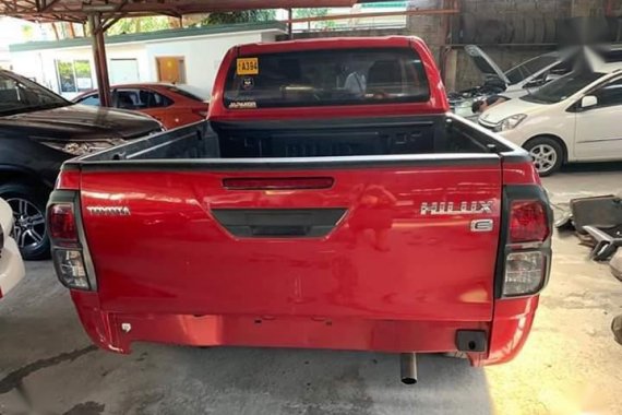 Red Toyota Hilux 2018 for sale in Marikina