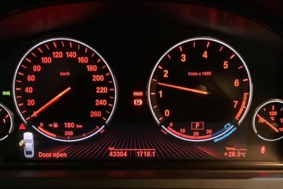 Selling Used BMW 750Li 2010 Automatic Gasoline in Muntinlupa