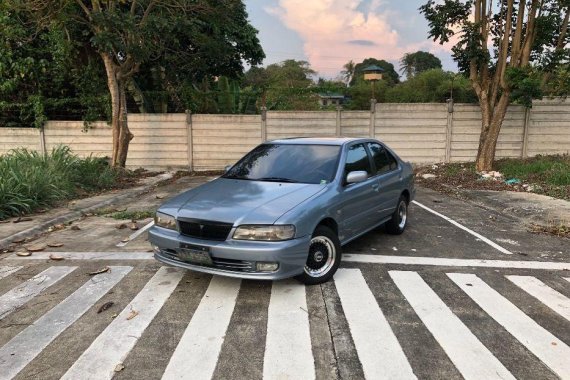 Selling Nissan Exalta 2000 in Dasmariñas