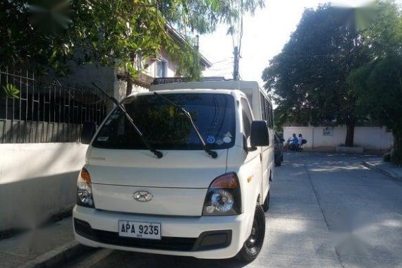 Selling Hyundai H-100 2015 Van Manual Diesel in Las Piñas