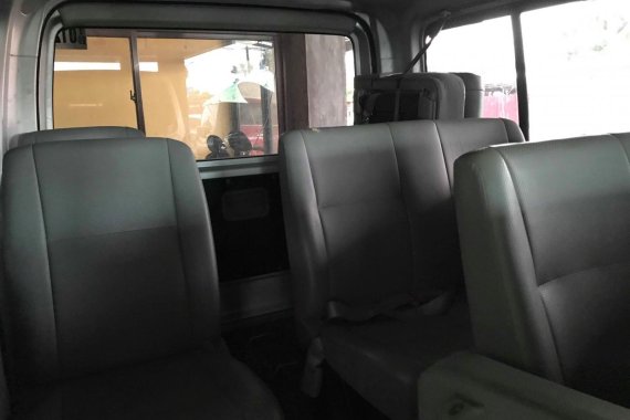 2010 Toyota Hiace Commuter for sale