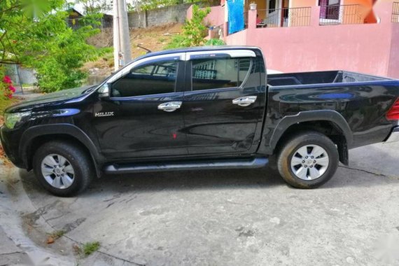 2nd Hand Toyota Hilux 2016 for sale in Lucena