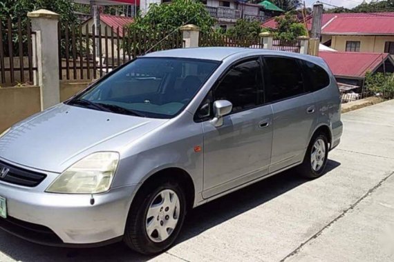 Selling Used Honda Stream 2000 in Quezon City