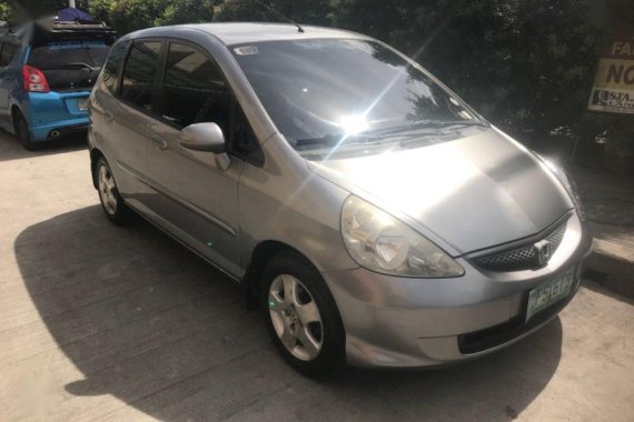 Selling Used Honda Jazz 2006 in Antipolo