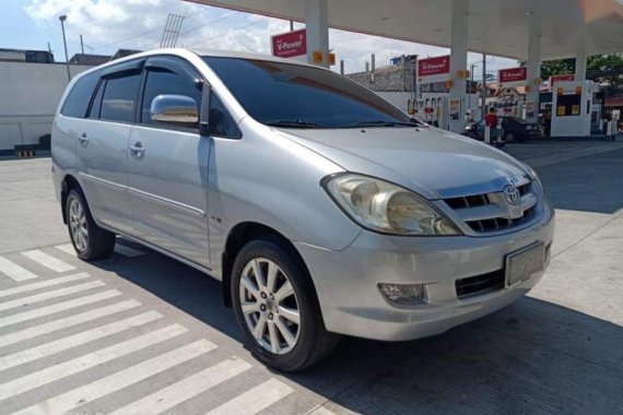 Used Toyota Innova 2005 at 100000 km for sale in Antipolo