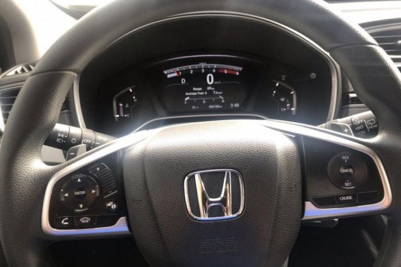Selling Used Honda Cr-V 2018 in Makati