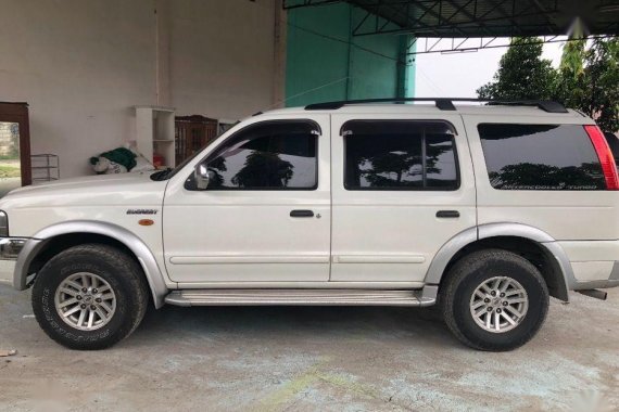 Ford Everest 2004 Manual Gasoline for sale in San Fernando