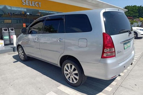 Used Toyota Innova 2005 at 100000 km for sale in Antipolo