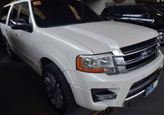 Selling White Ford Expedition 2016 