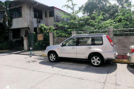 Selling Used Nissan X-Trail 2006 in Pasay