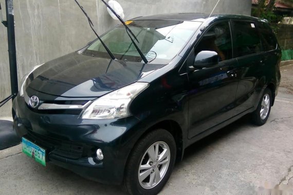 Selling Black Toyota Avanza 2013 Van at Automatic Gasoline 