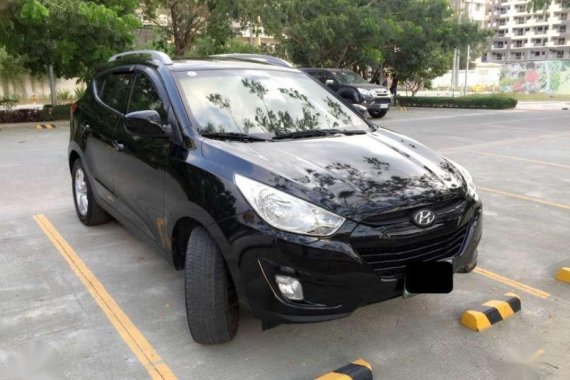 Selling Hyundai Tucson 2011 Manual Gasoline in Taytay