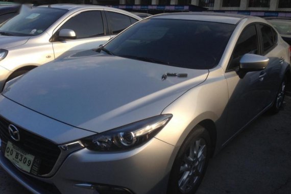 Selling 2017 Mazda 3 in Parañaque