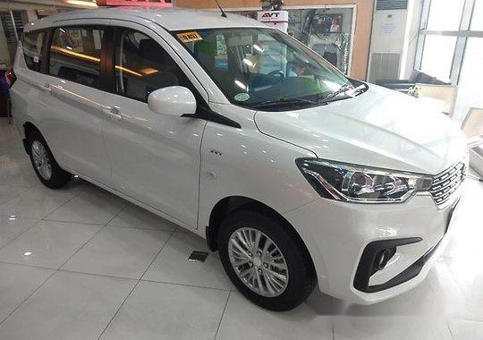 White Suzuki Ertiga 2019 Manual Gasoline for sale 