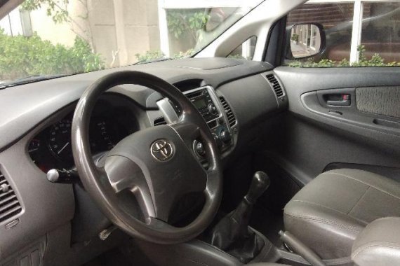 Selling Toyota Innova 2014 Manual Gasoline in Manila