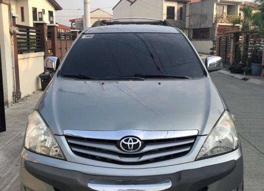 Selling 2nd Hand Toyota Innova 2009 in Meycauayan