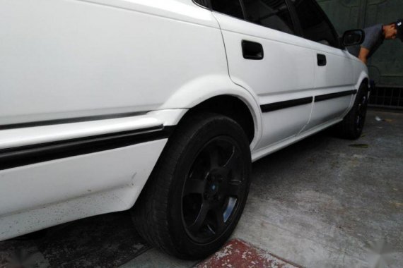 Selling 2nd Hand Toyota Corolla 1990 in Quezon City