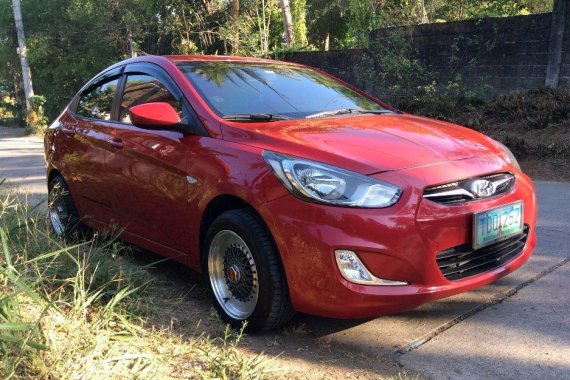 Selling 2nd Hand 2012 Hyundai Accent in Tiaong