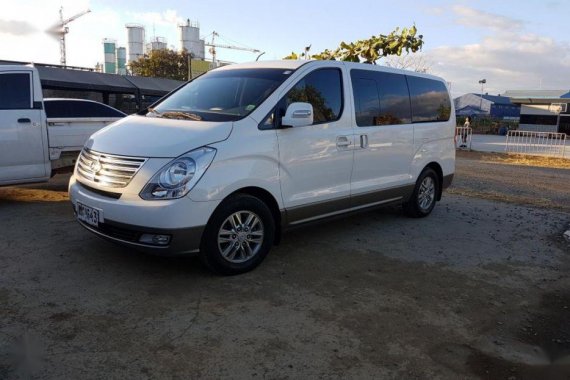 For sale Used 2016 Hyundai Grand Starex 