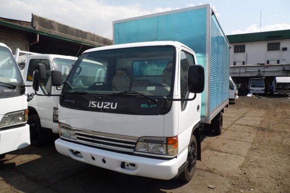 2nd Hand 2018 Isuzu Elf Van for sale in Caloocan