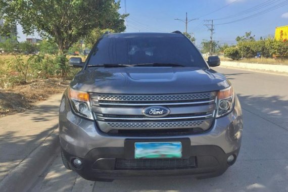 Selling Used Ford Explorer 2013 in Mandaue