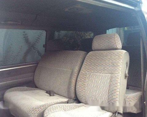 Selling Beige Toyota Hiace 1994