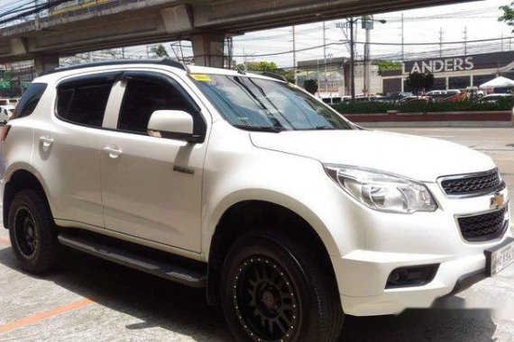 Selling White 2016 Chevrolet Trailblazer 