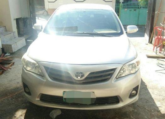 Selling Toyota Altis 2013 Automatic Gasoline 