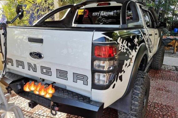 Selling 2nd Hand Ford Ranger 2013 Manual Diesel at 50000 km in Malolos